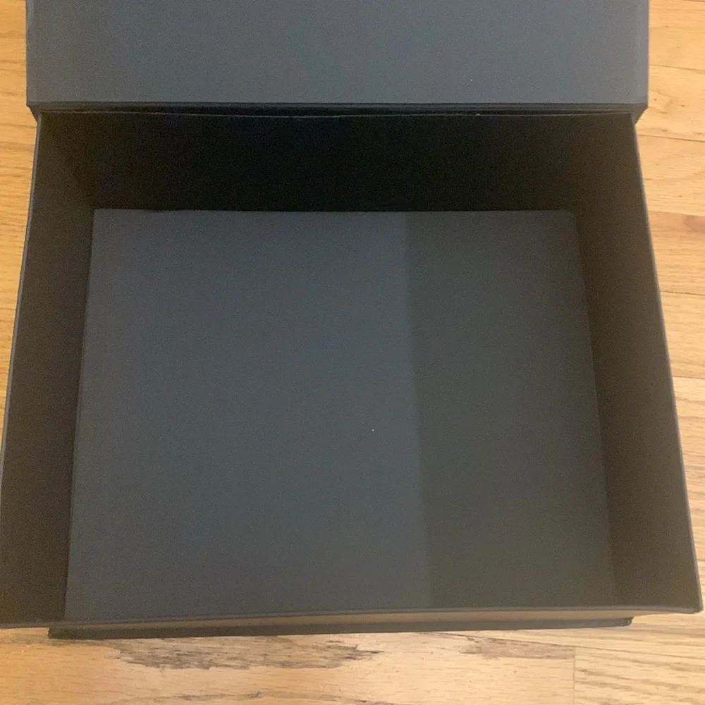 Chanel gift box - Picture 6 of 6